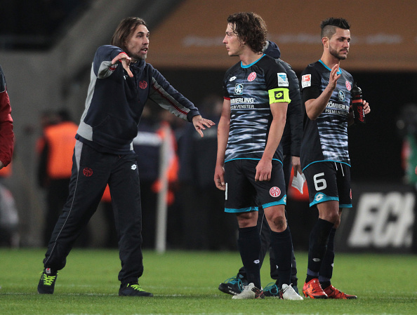 Pas de calvitie à Mainz, surtout pour le coach et le capitaine - parti depuis. (Photo by Juergen Schwarz/Bongarts/Getty Images)